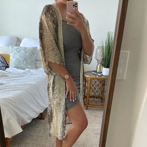 Kimono Cover Up Size Medium